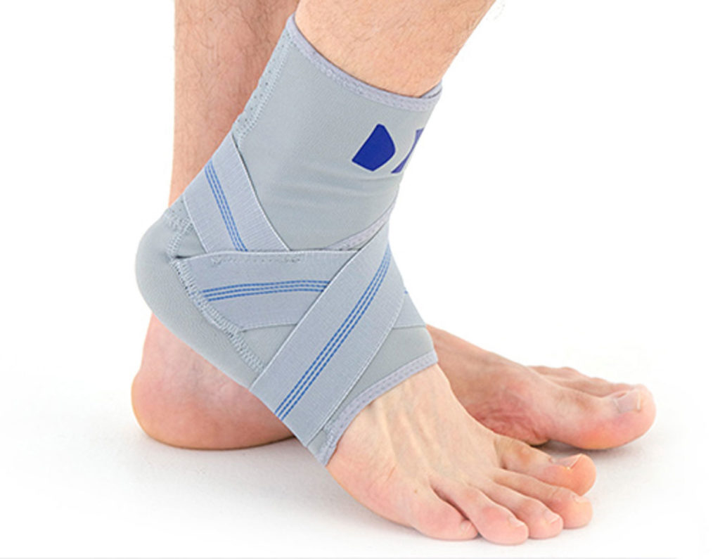 Ankle-Brace-with-Silicone-Pelottes-EB-SS