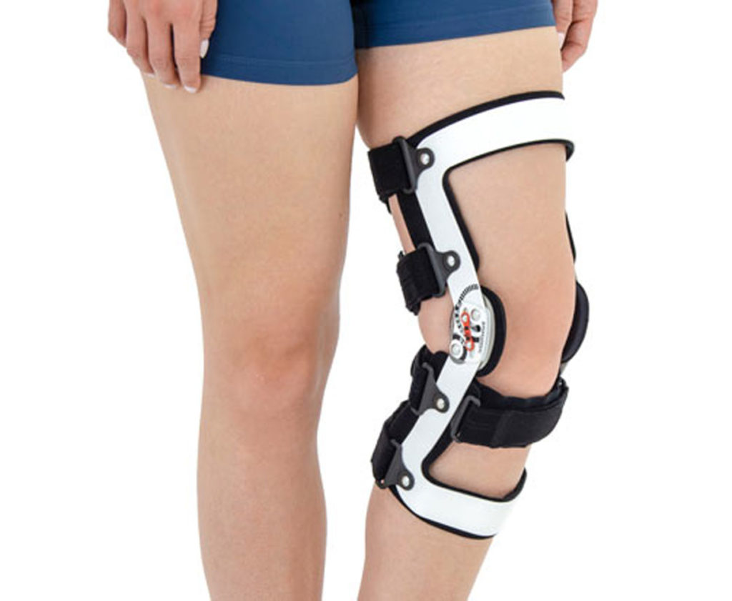 Knee-Ligament-Brace-with-Anatomic-ROM-Adjustment-ATOM-2RA