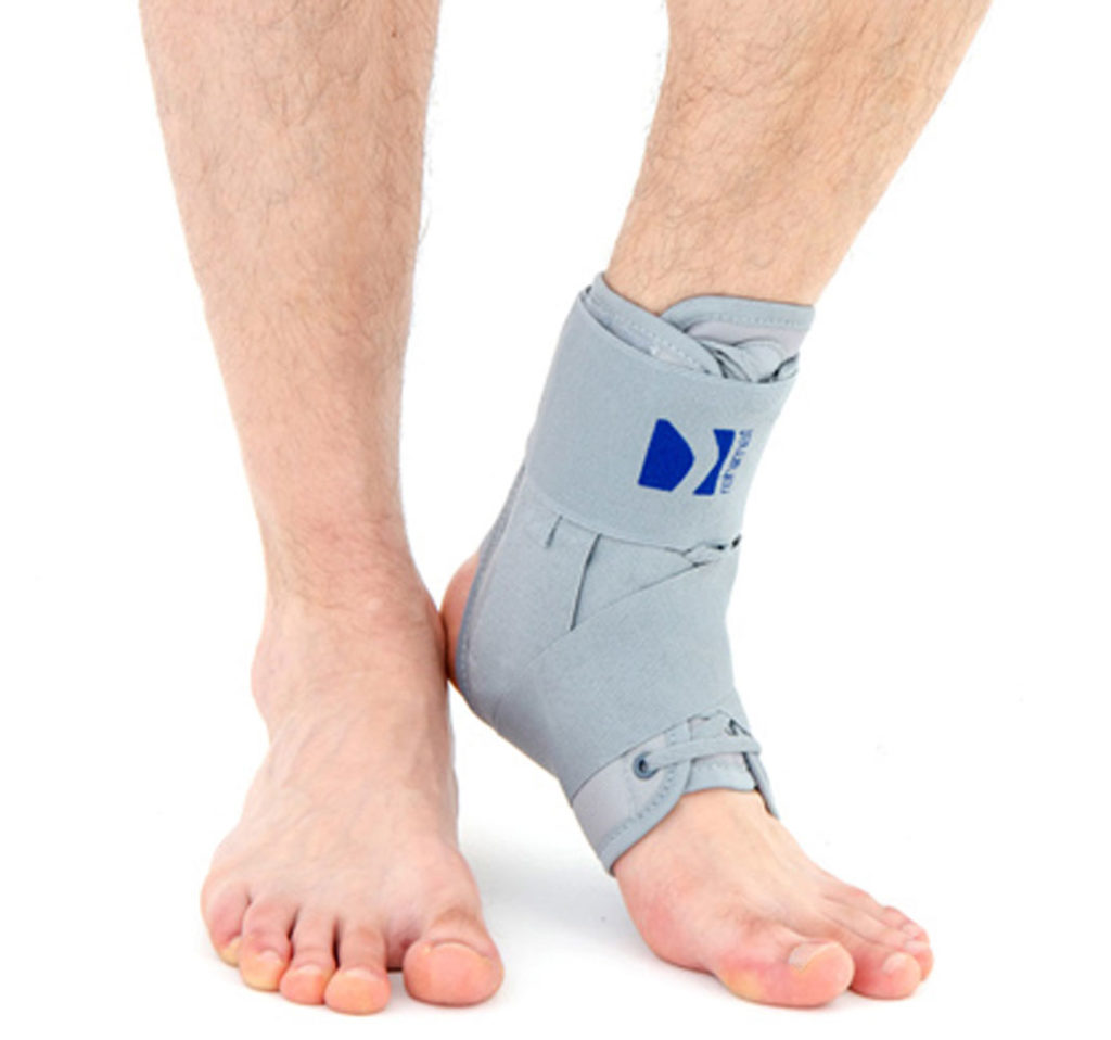 Laced-Ankle-Brace-with-Orthopaedic-Stays--AM-OSS-13
